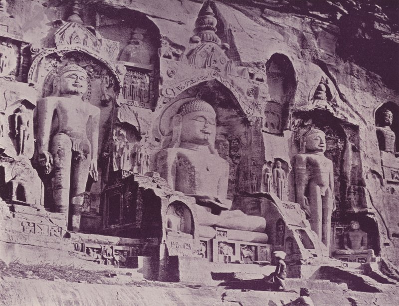Buddhistiska figurer, The Happy Valley, Gwalior av English Photographer