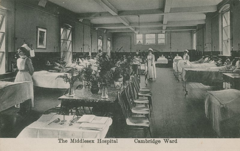 Cambridge Ward, Middlesex Hospital, London. Vykort skickat 16 augusti 1913. av English Photographer