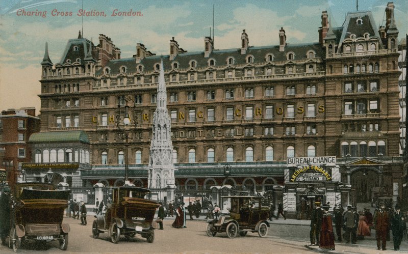 Charing Cross Hotel, London. Vykort skickat den 16 december 1913. av English Photographer