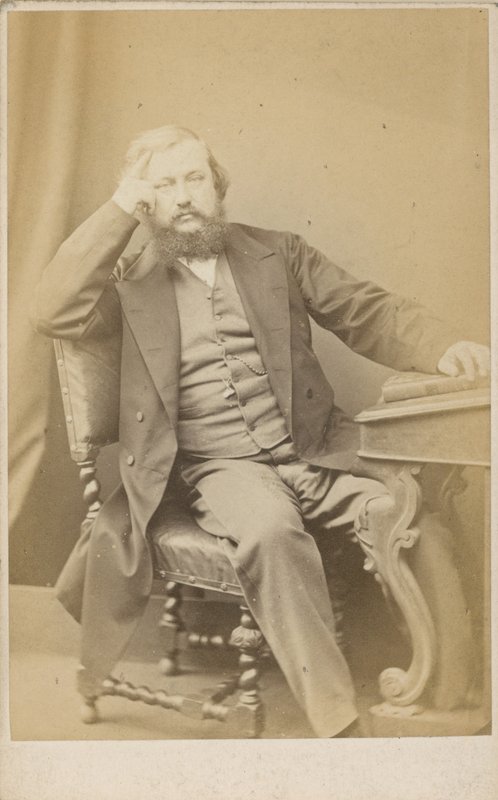 Charles William Shirley Brooks, redaktör för Punch av English Photographer
