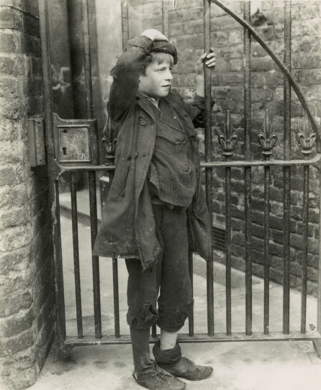 Barnfattigdom, London av English Photographer