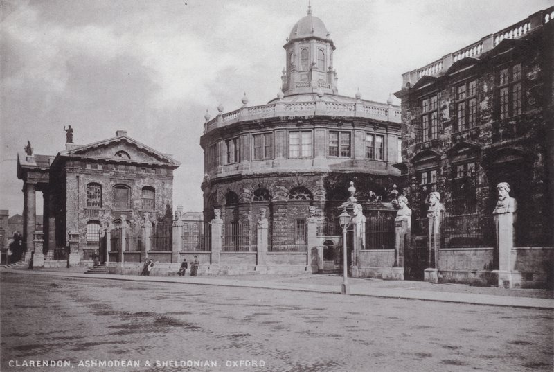 Clarendon, Ashmodean och Sheldonian, Oxford av English Photographer