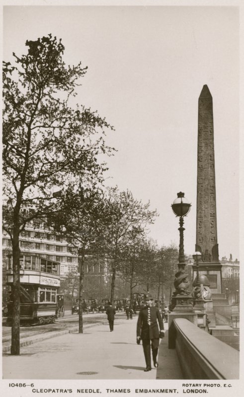 Cleopatras Needle, Thames Embankment, London av English Photographer