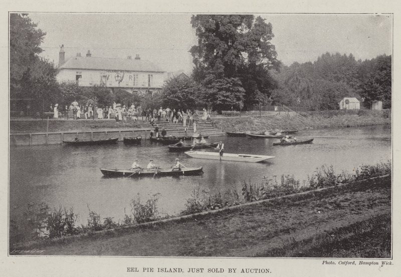 Eel Pie Island, precis såld på auktion av English Photographer