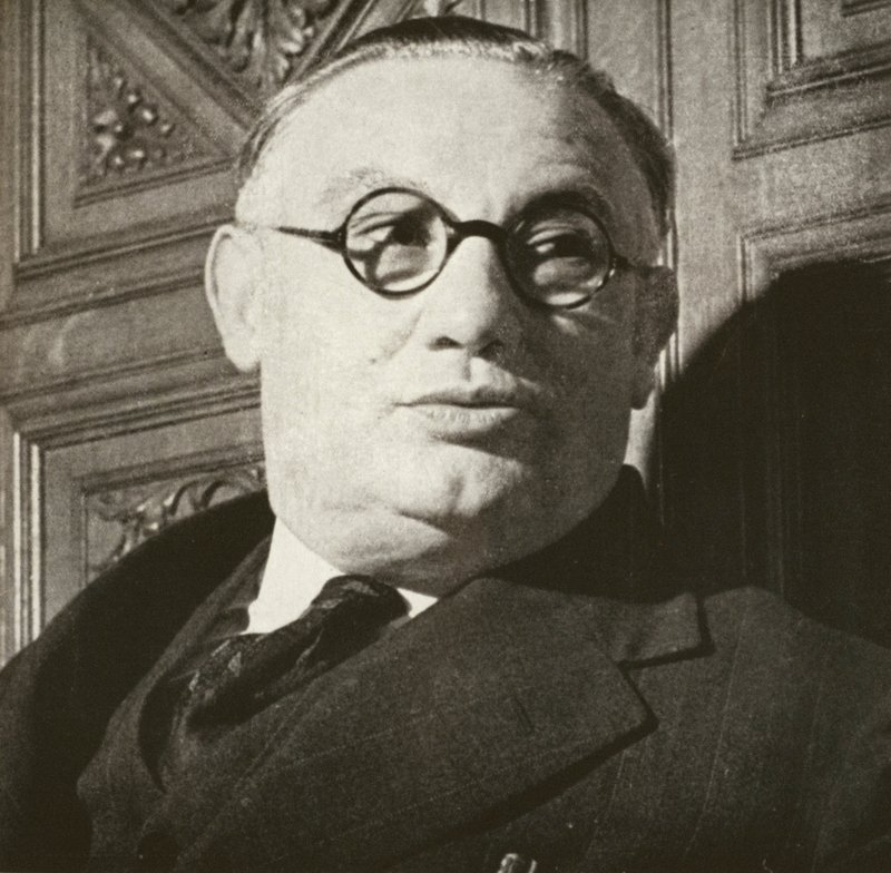 Ernest Bevin, porträtt, ca 1940 (svartvitt foto) av English Photographer