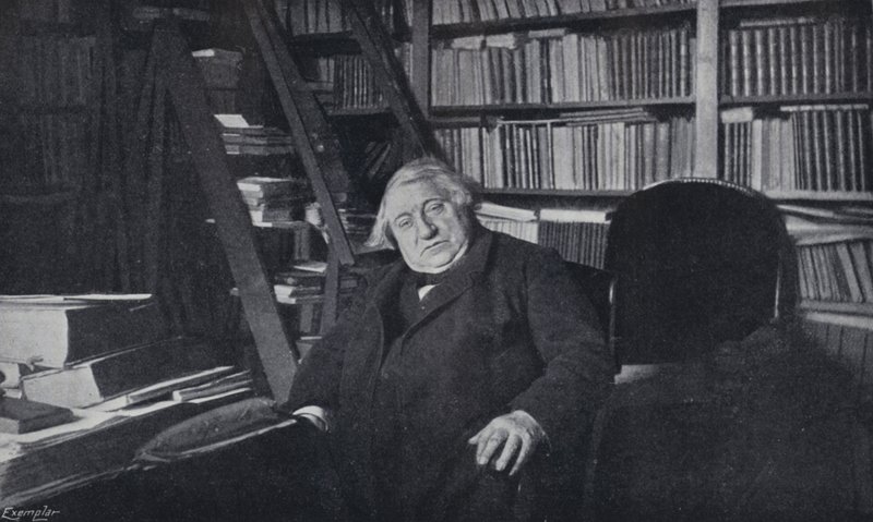 Ernest Renan i sin studie (s/v foto) av English Photographer