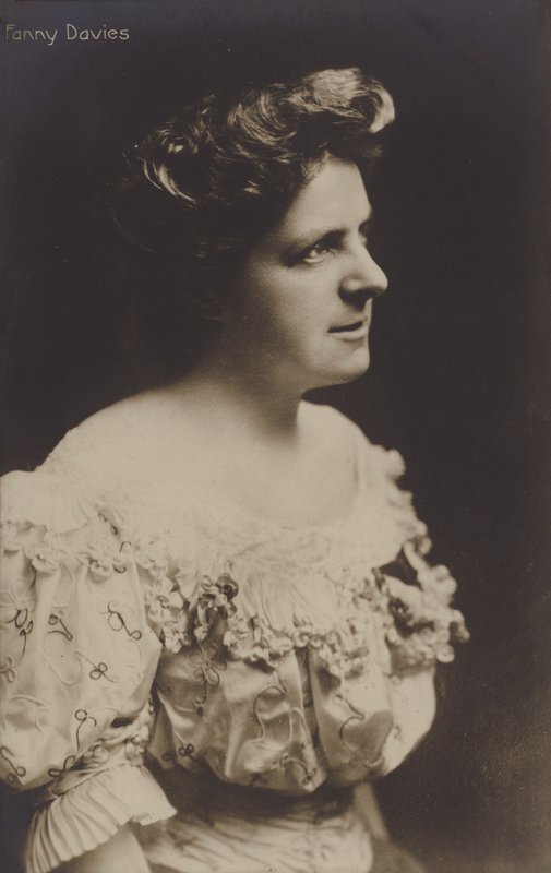 Fanny Davies, brittisk pianist av English Photographer