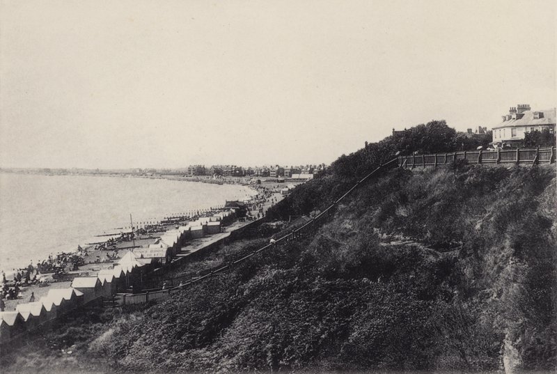 Felixstowe: Zigzag View and Landguard Fort (s/v foto) av English Photographer