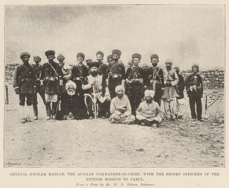 General Gholam Haidar, den afghanske överbefälhavaren, med eskortofficerarna från den brittiska beskickningen till Cabul av English Photographer