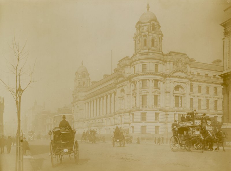 Allmän bild av det nya krigskontoret i Whitehall av English Photographer