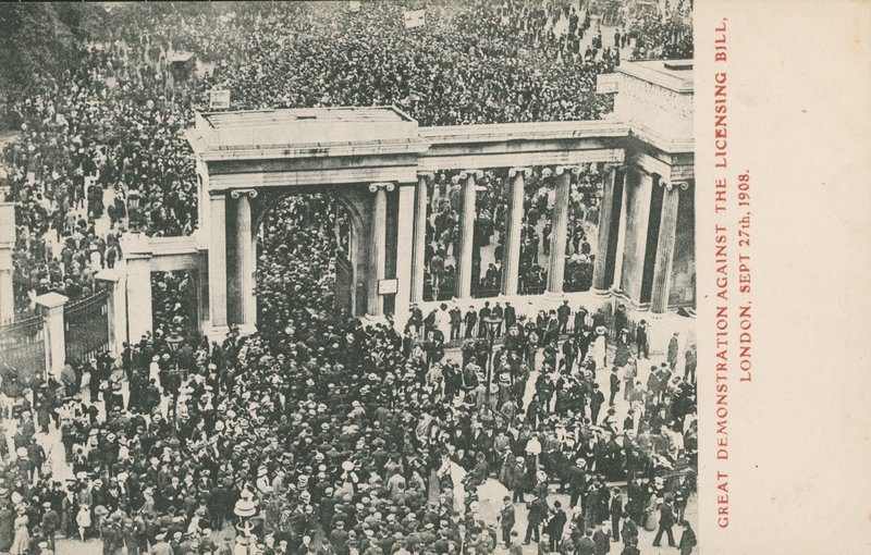Great Demonstration against the Licensing Bill, London, 27 september 1908 av English Photographer