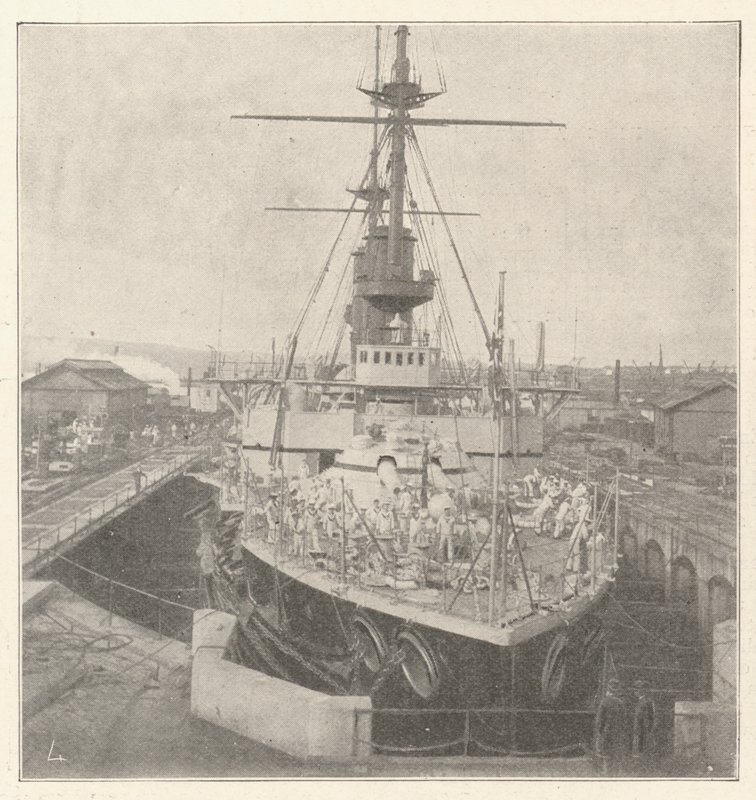 HMS Implacable, beställd av prins Louis av Battenberg av English Photographer