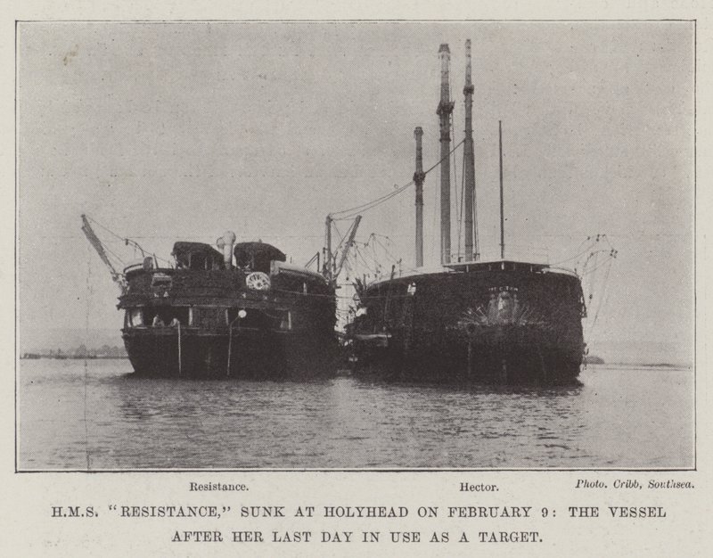 HMS Resistance, sänkt vid Holyhead den 9 februari, fartyget efter hennes sista dag i användning som mål av English Photographer