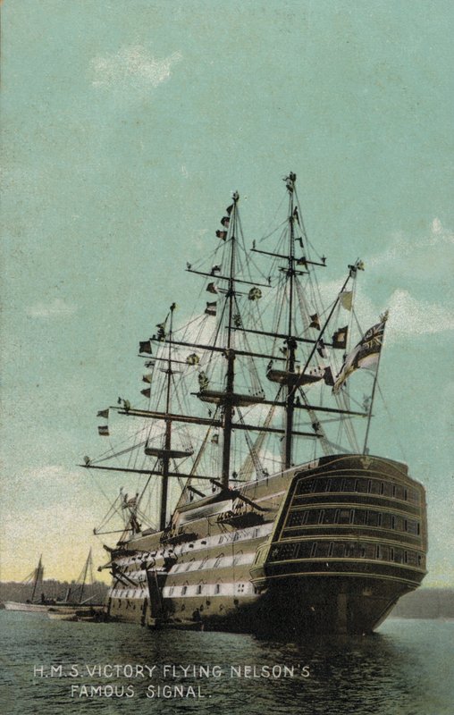 HMS Victory flyger Nelsons berömda signal (foto) av English Photographer