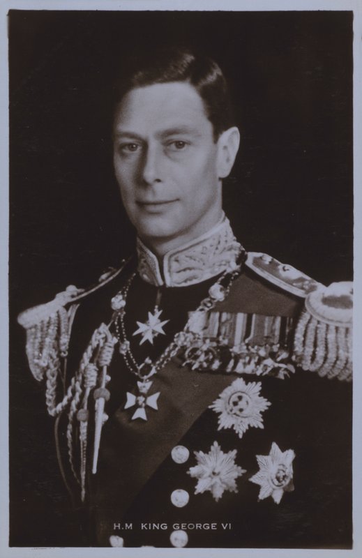 HM King George VI (s/v foto) av English Photographer