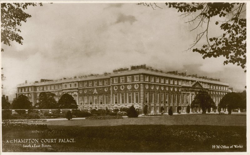 Hampton Court Palace, syd- och östfronter av English Photographer