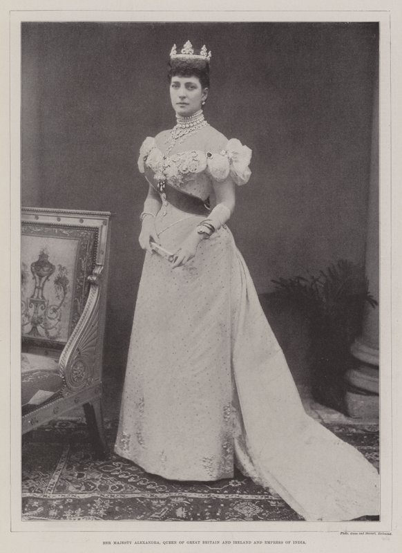 Hennes Majestät Alexandra, drottning av Storbritannien och Irland och kejsarinna av Indien av English Photographer
