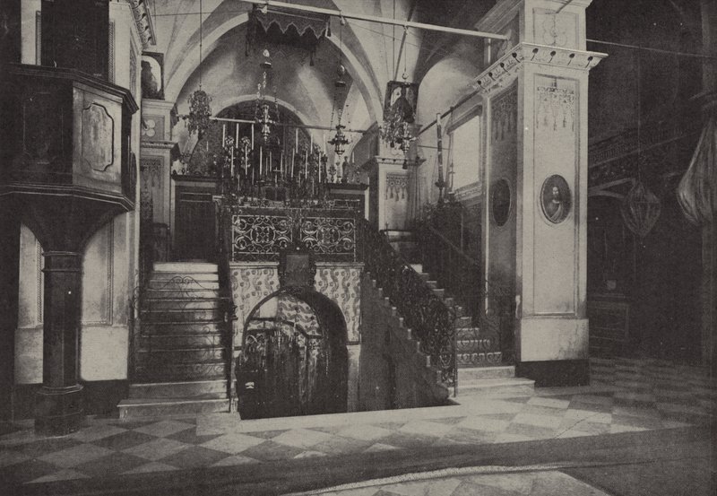 Interiör Latin Church of Annunciation, Nazareth, stående över platsen för Josefs hem? av English Photographer