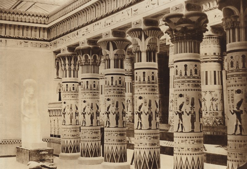 Interiör av det egyptiska museet med Philae Portico av English Photographer