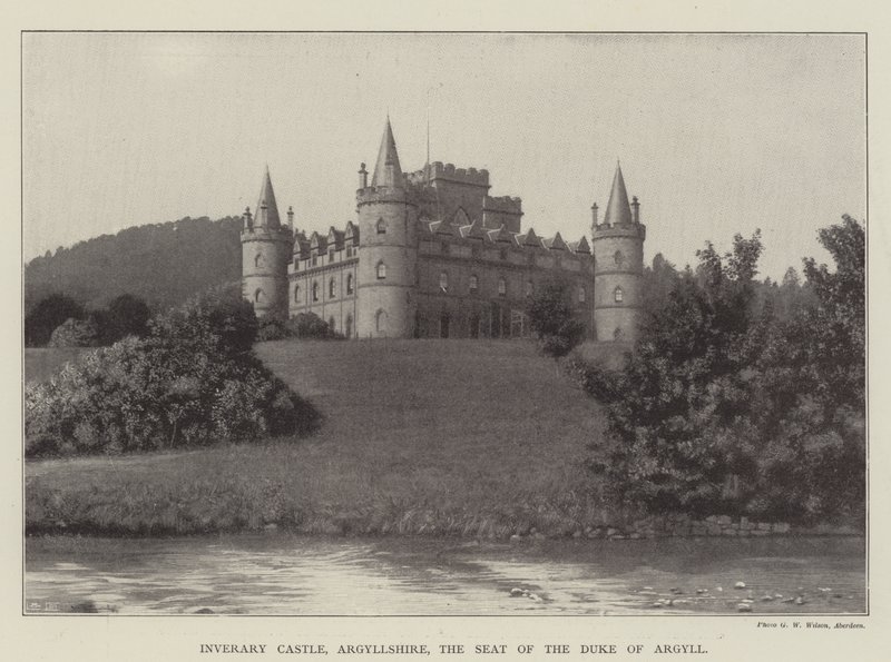 Inverary Castle, Argyllshire, säte för hertigen av Argyll av English Photographer