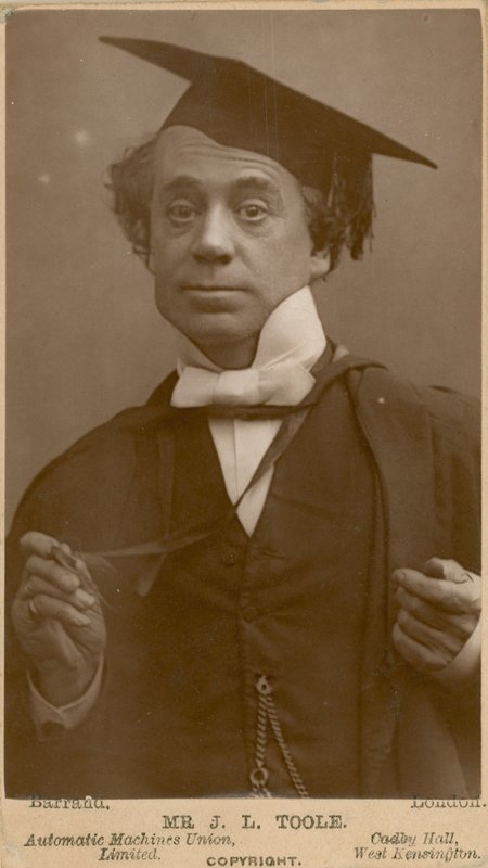 John Lawrence Toole, skådespelare av English Photographer