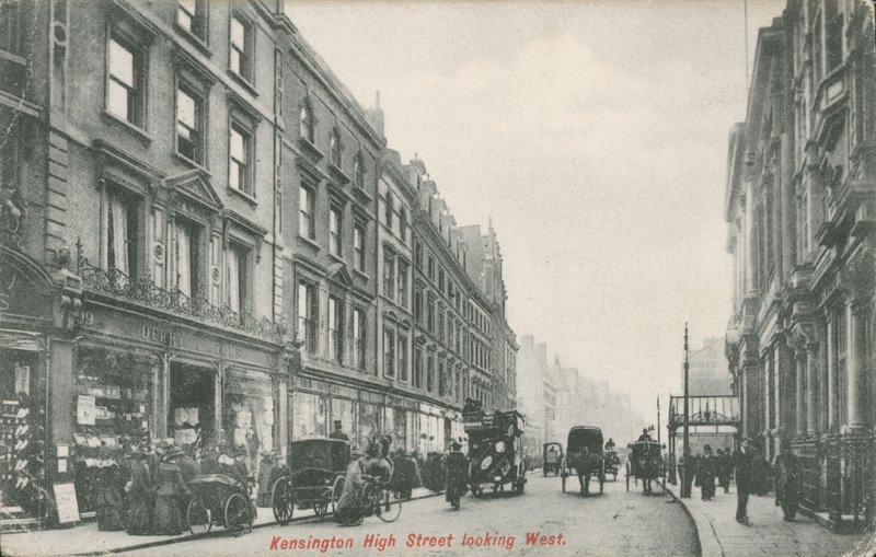 Kensington High Street ser västerut av English Photographer