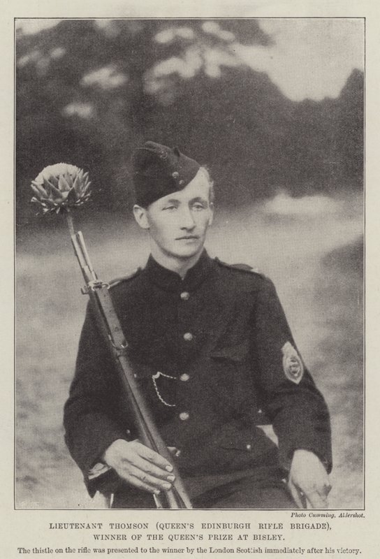 Löjtnant Thomson (Queens Edinburgh Rifle Brigade), vinnare av Queens Prize på Bisley av English Photographer