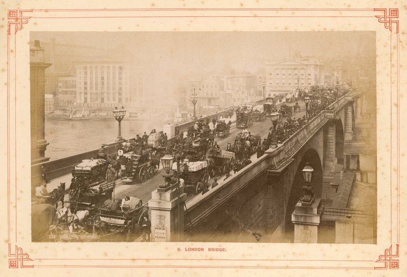 London Bridge, sent 1800-tal av English Photographer