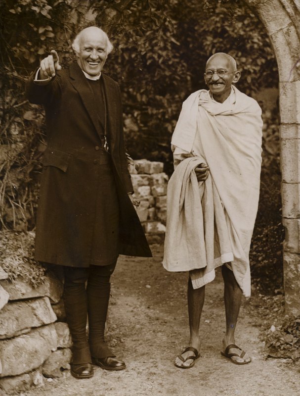 Mahatma Gandhi, indisk ledare för rörelsen för självständighet från brittiskt styre (s/v foto) av English Photographer