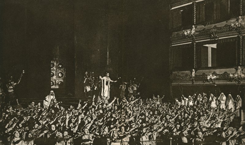 Max Reinhardts Oedipus Rex med John Martin-Harvey 1912 av English Photographer