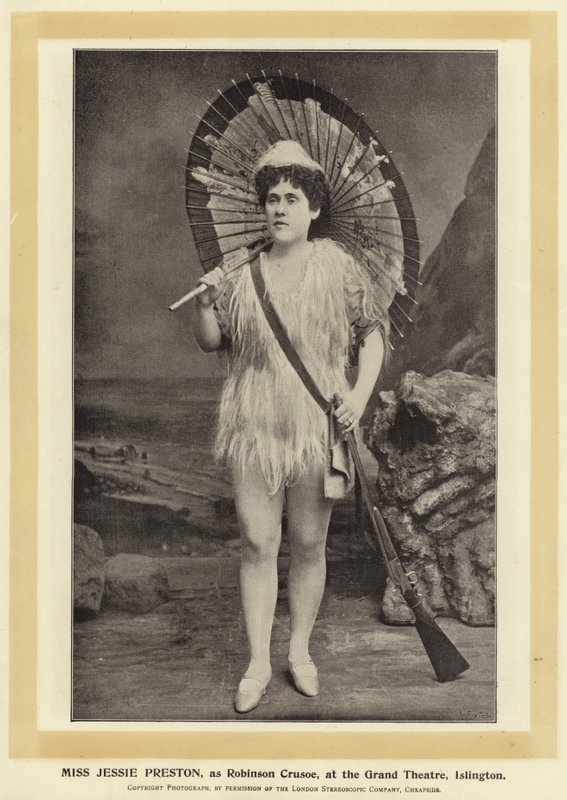 Miss Jessie Preston, som Robinson Crusoe, på Grand Theatre, Islington av English Photographer