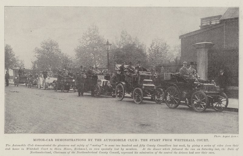 Motorbilsdemonstrationer av Automobile Club, start från Whitehall Court av English Photographer