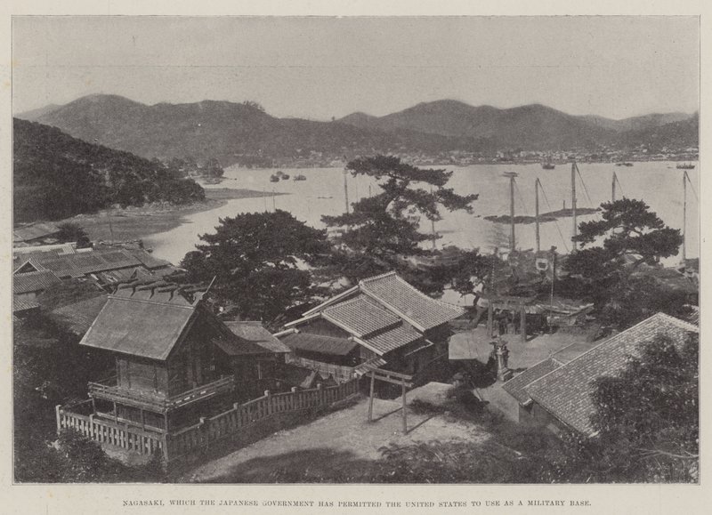 Nagasaki, som den japanska regeringen har tillåtit USA att använda som militärbas av English Photographer