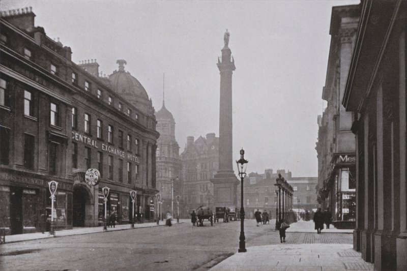 Newcastle, Grey Street (s/v foto) av English Photographer