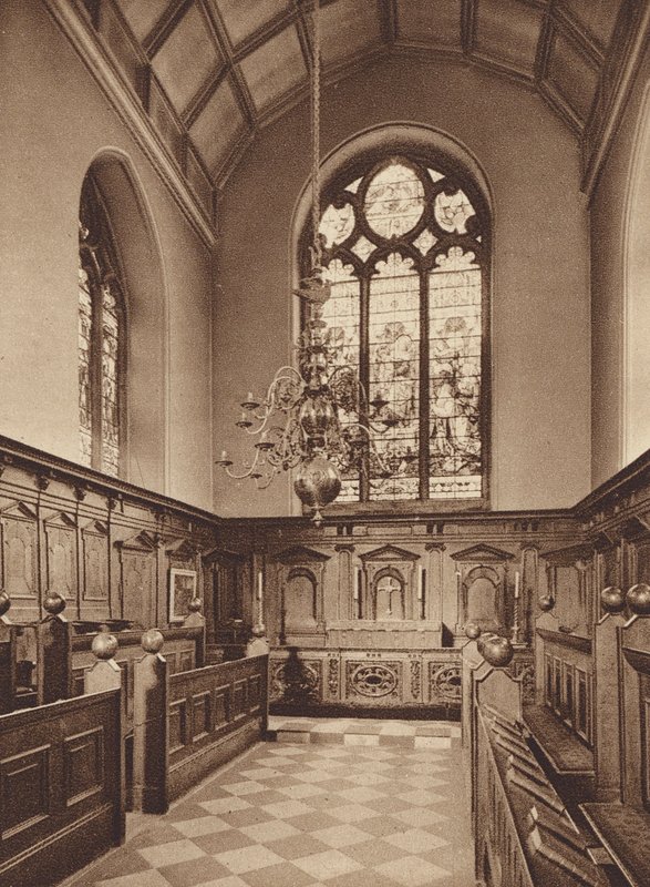 Oxford: Oriel College, kapellet (svartvitt foto) av English Photographer