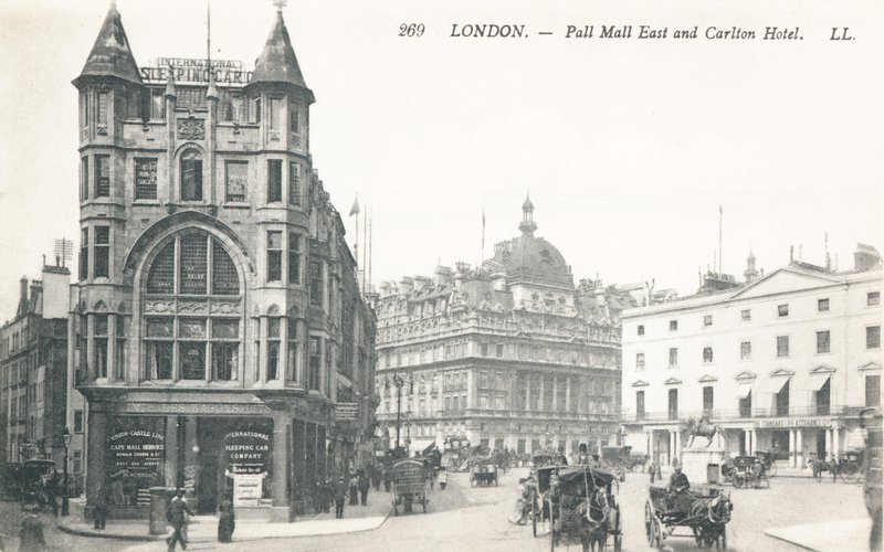 Pall Mall East och Carlton Hotel av English Photographer