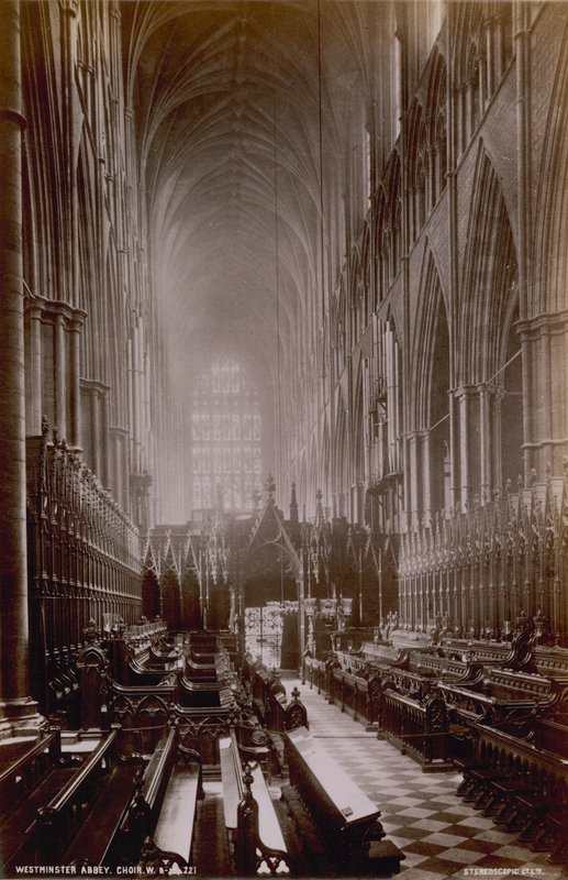Vykort med en bild av kören i Westminster Abbey av English Photographer