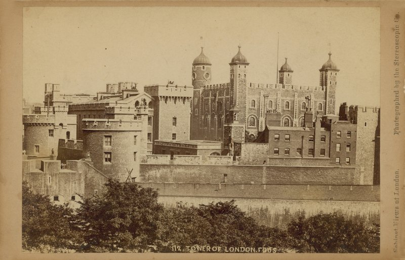 Vykort med en bild av Tower of London av English Photographer