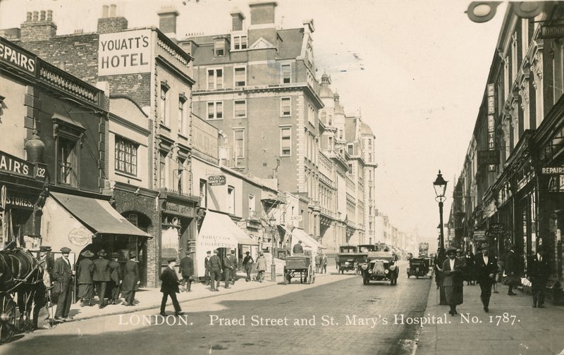 Praed Street och St Marys Hospital, London av English Photographer