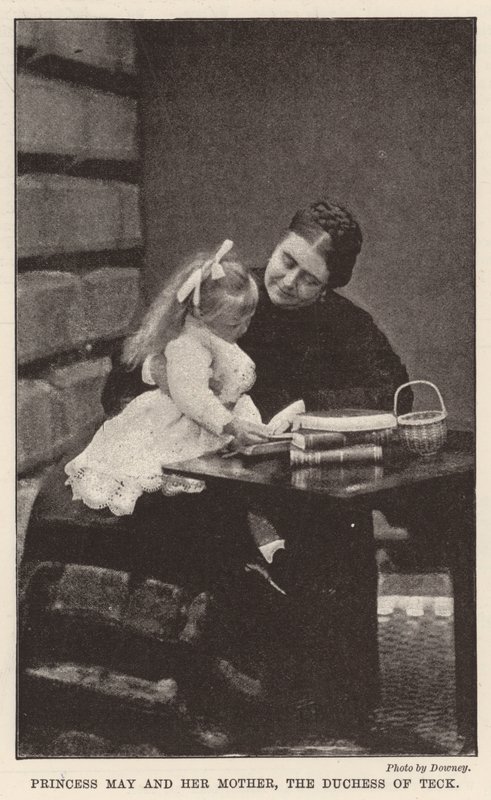 Prinsessan May och hennes mor, hertiginnan av Teck av English Photographer