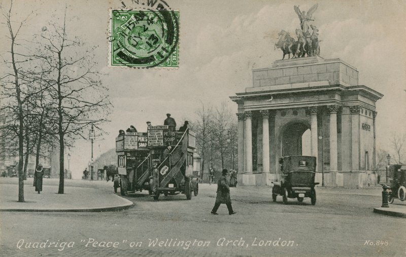 Quadriga Peace på Wellington Arch i London. Vykort skickat 1913. av English Photographer