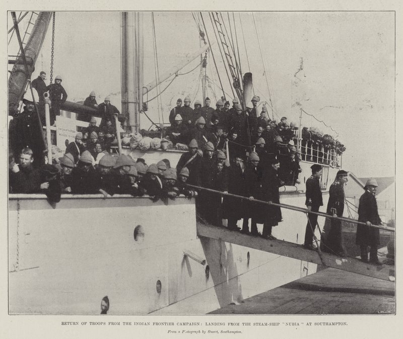 Truppernas återkomst från Indian Frontier Campaign, landning från Steam-Ship Nubia vid Southampton av English Photographer