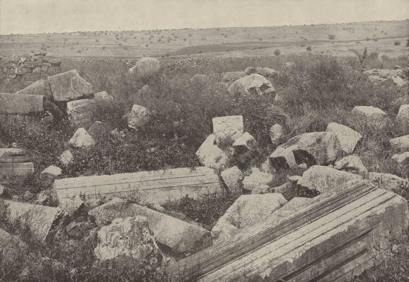 Ruinerna av synagogan i Kapernaum, där Kristus botade mannen med den vissna handen av English Photographer