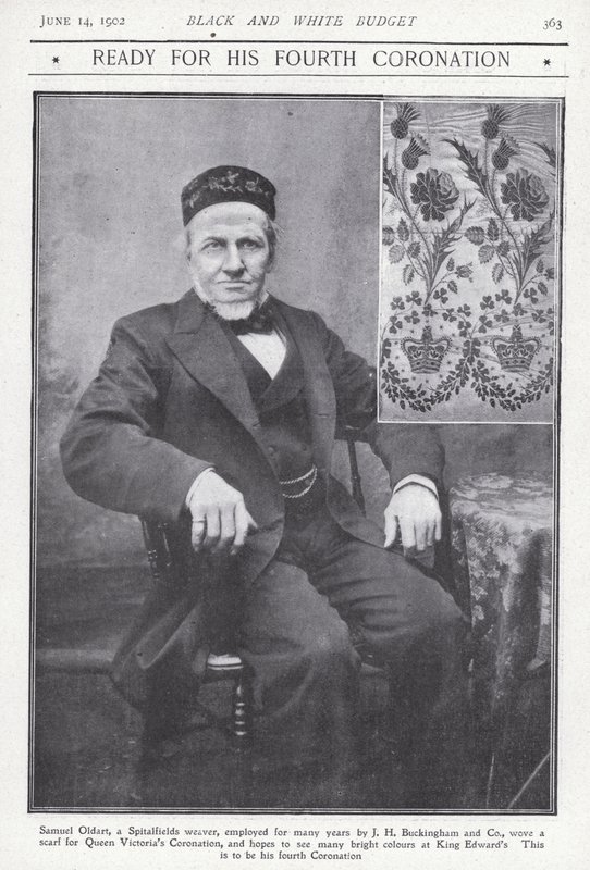 Samuel Oldart, vävare från Spitalfields, London, som vävde en halsduk för kröningen av drottning Victoria (s/v foto) av English Photographer