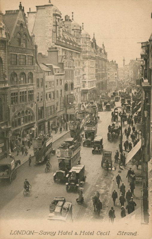 Savoy Hotel and Hotel Cecil, Strand, London av English Photographer