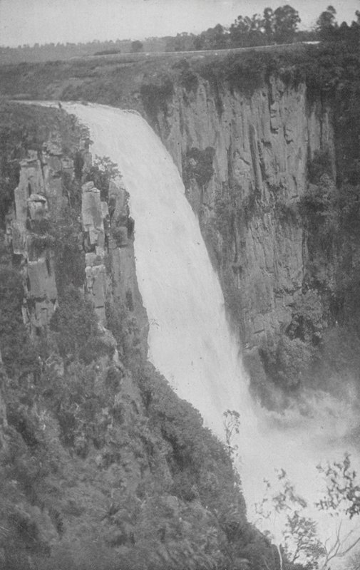 Sydafrika: Howick Falls, Umgeni River (s/v foto) av English Photographer