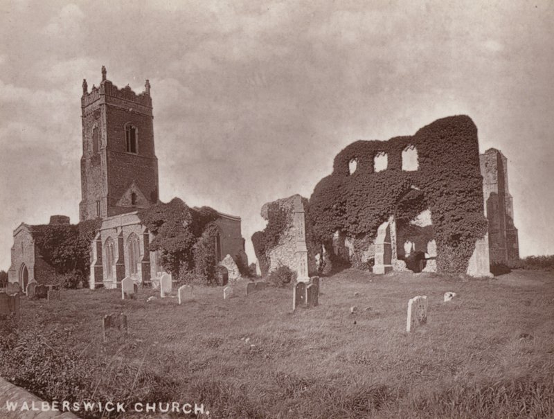 Southwold: Walberswick Church (s/v foto) av English Photographer