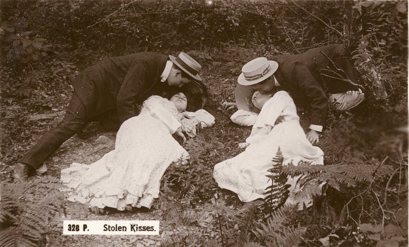 Stulna kyssar av English Photographer