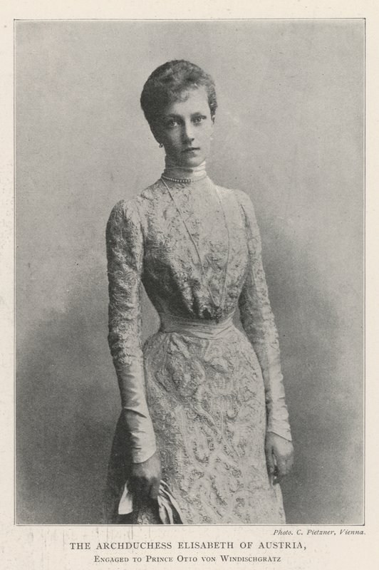 Ärkehertiginnan Elisabeth av Österrike, förlovad med prins Otto von Windischgratz av English Photographer