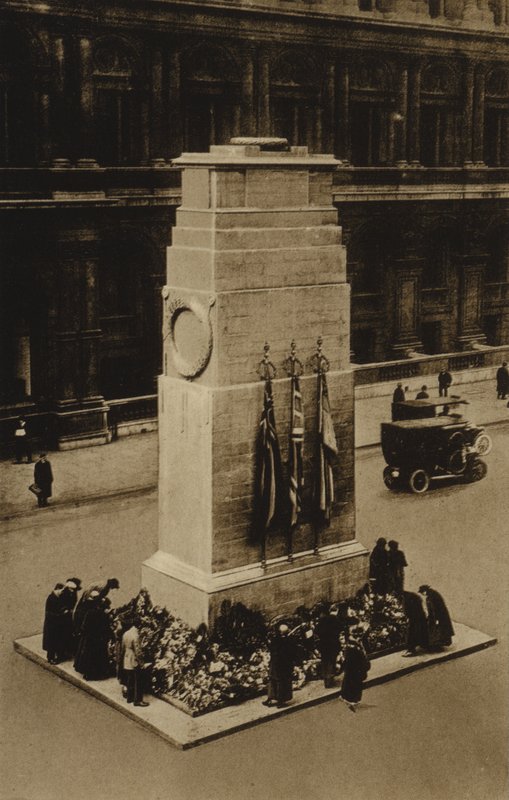 The Cenotaph, Whitehall, London (s/v foto) av English Photographer